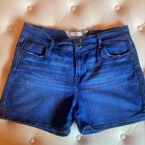 Levi's Denim Shorts Size 14 - Picture 2 of 5